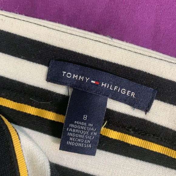 Tommy Hilfiger Striped skirt Size 8 black -white - Picture 2 of 4